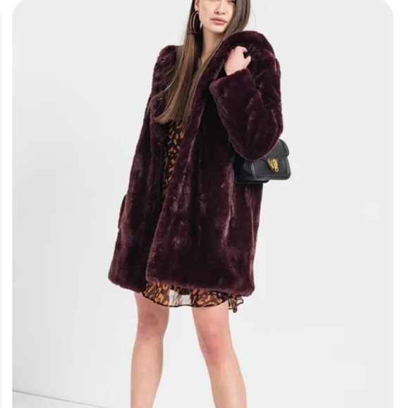 DKNY Hooded Faux Fur Coat NWT. HOST PICK!! - Picture 12 of 14